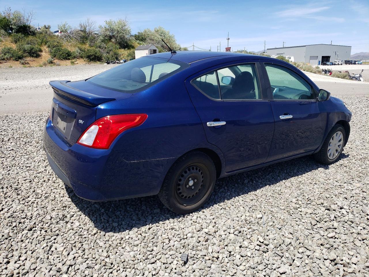 2018 NISSAN VERSA