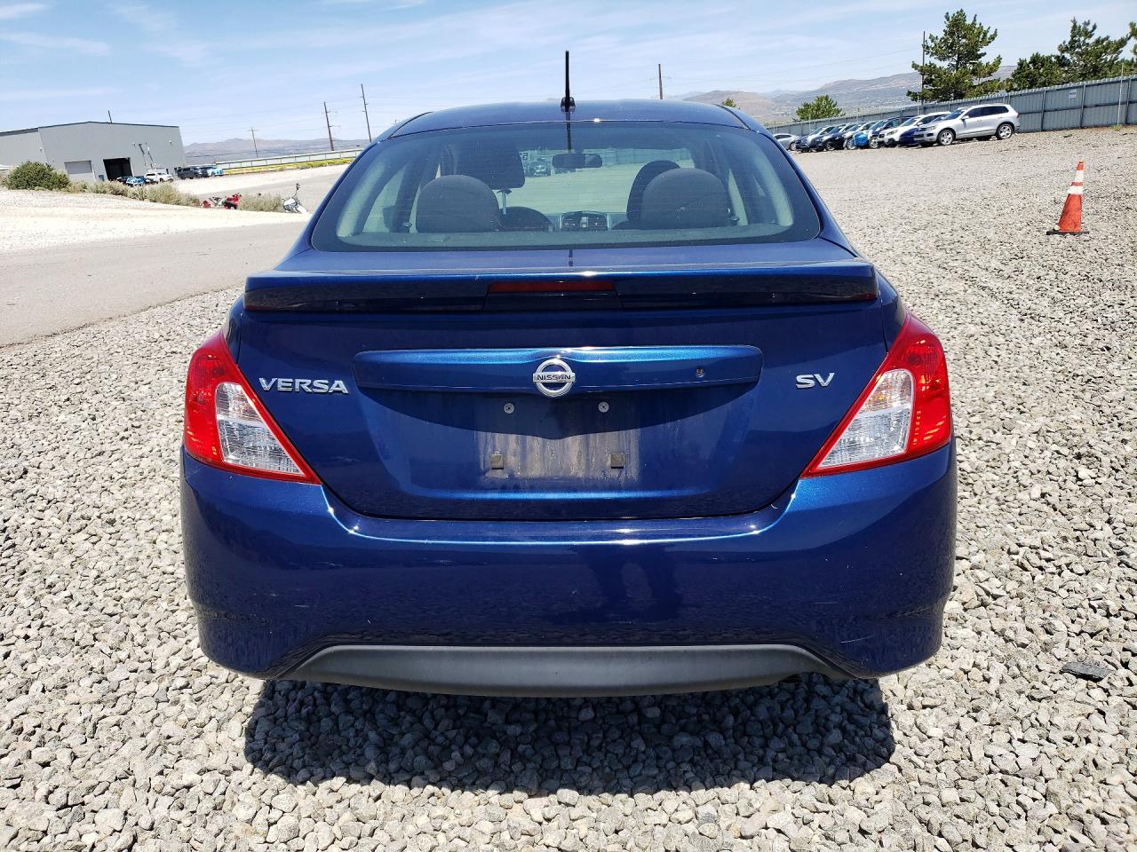 2018 NISSAN VERSA