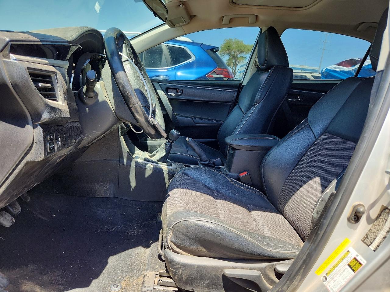 2015 TOYOTA COROLLA