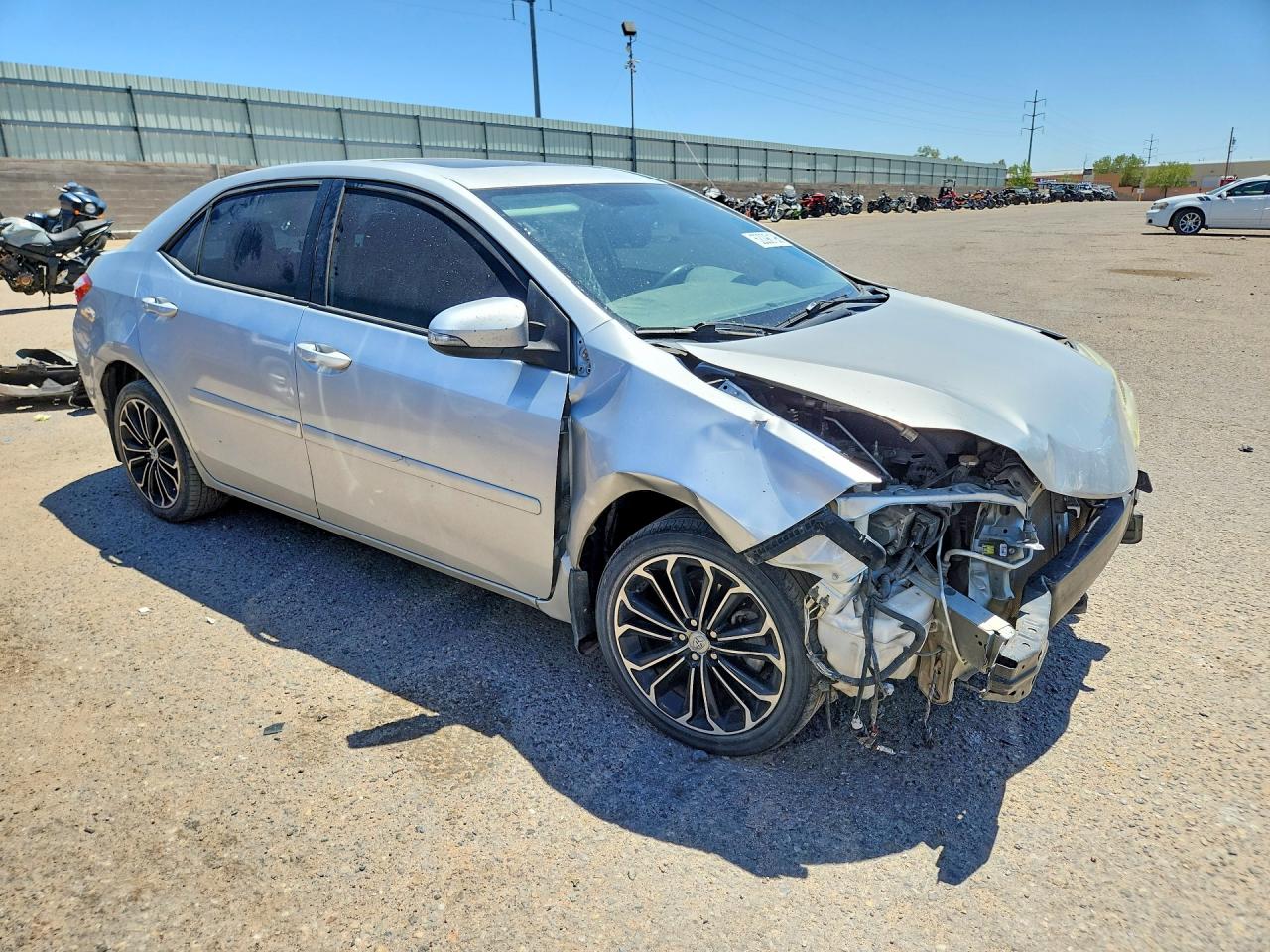 2015 TOYOTA COROLLA