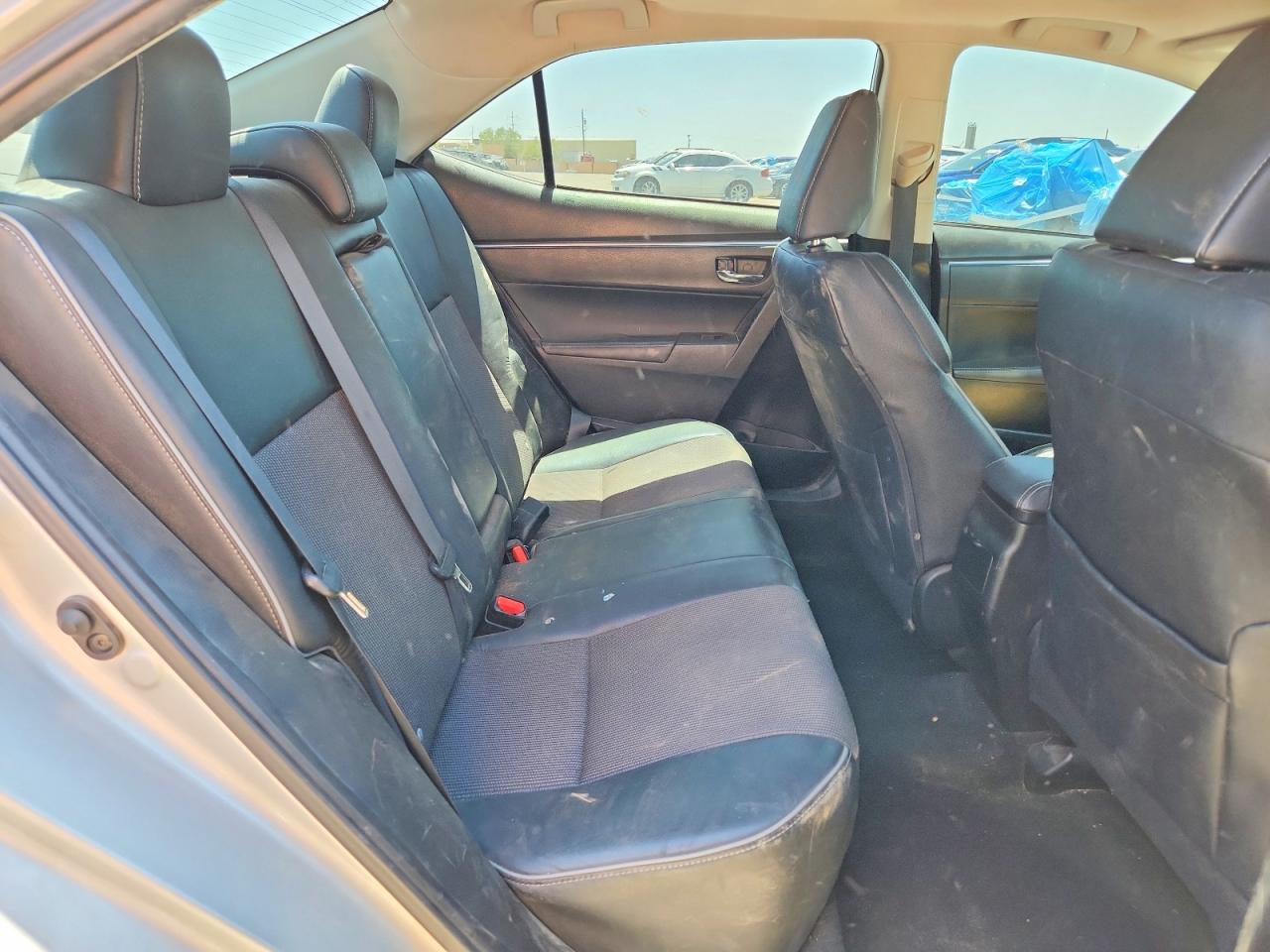 2015 TOYOTA COROLLA