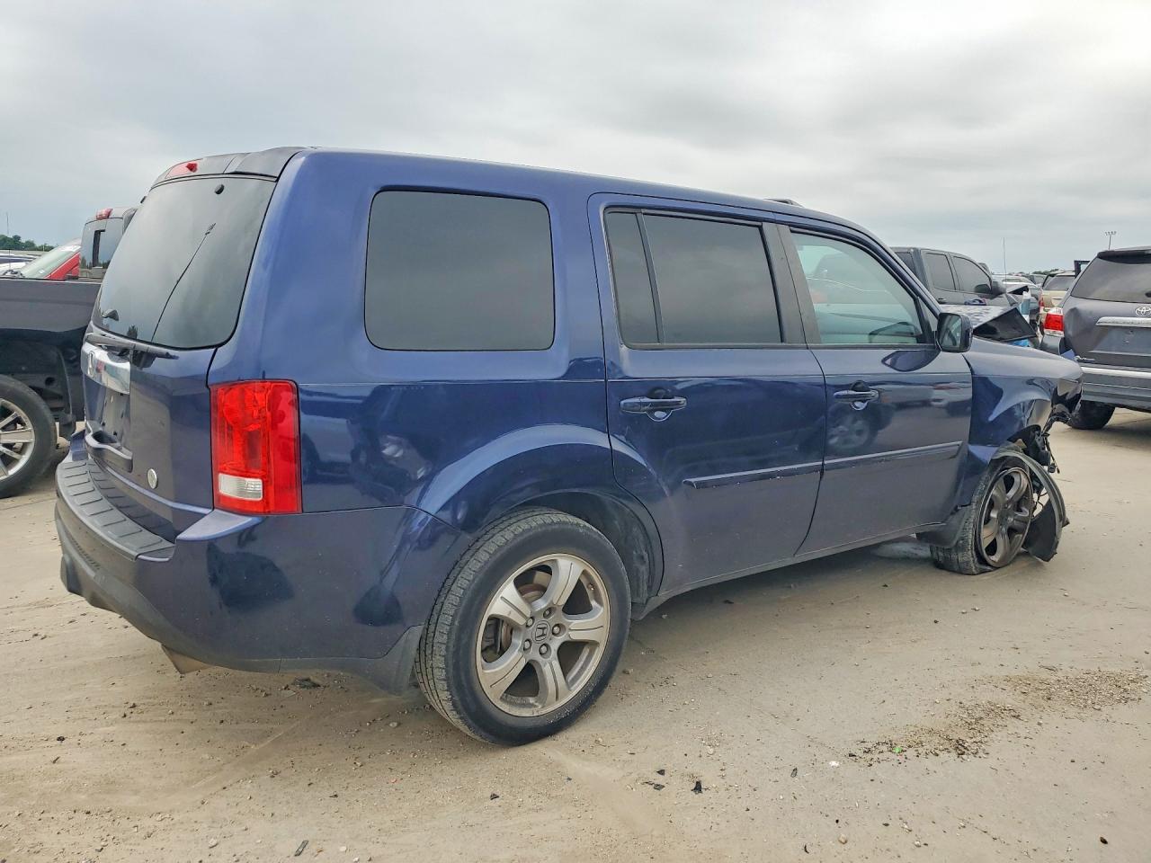2013 HONDA PILOT