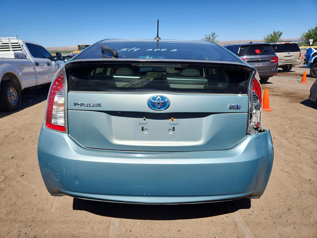 2015 TOYOTA PRIUS