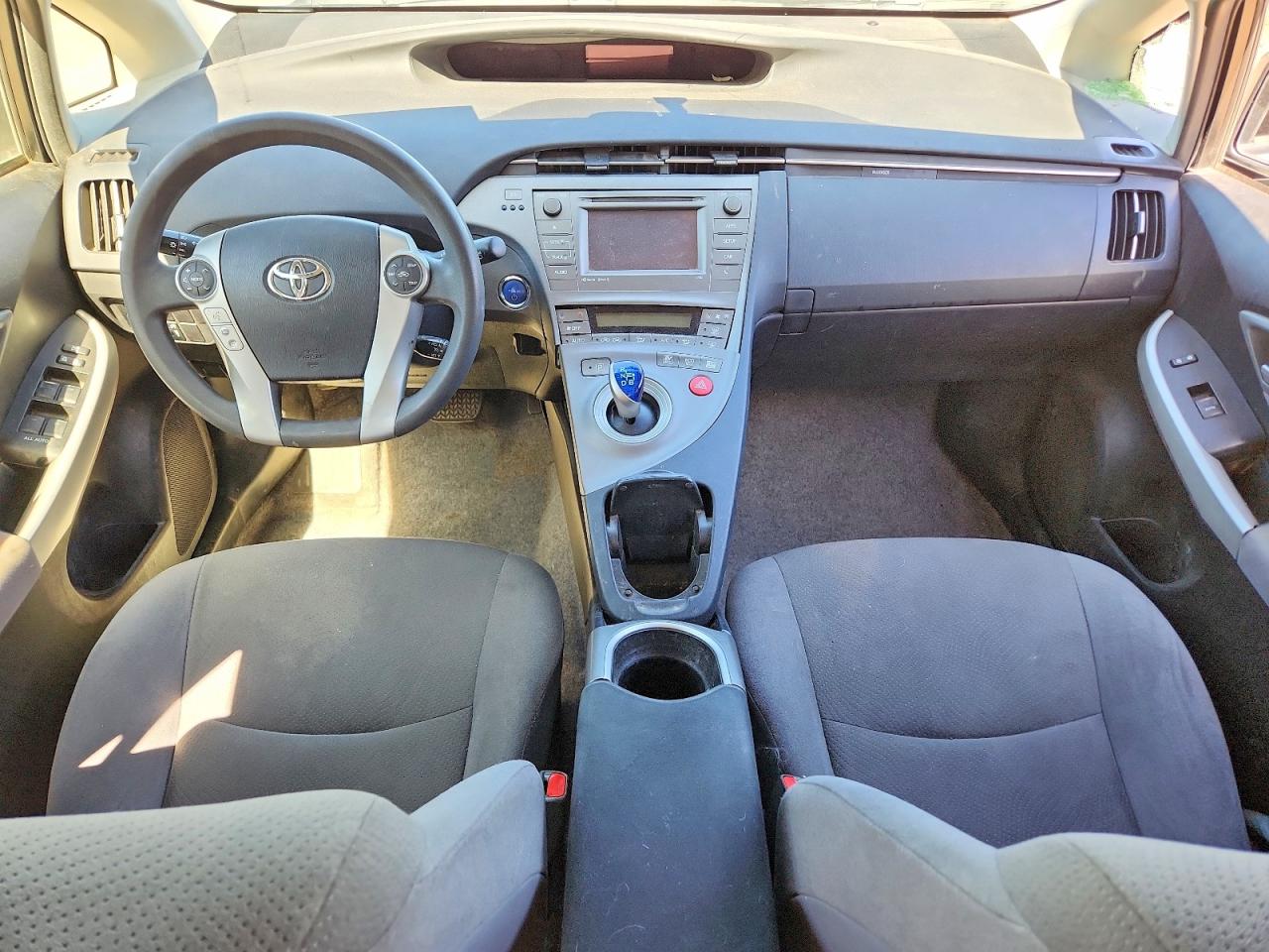 2015 TOYOTA PRIUS