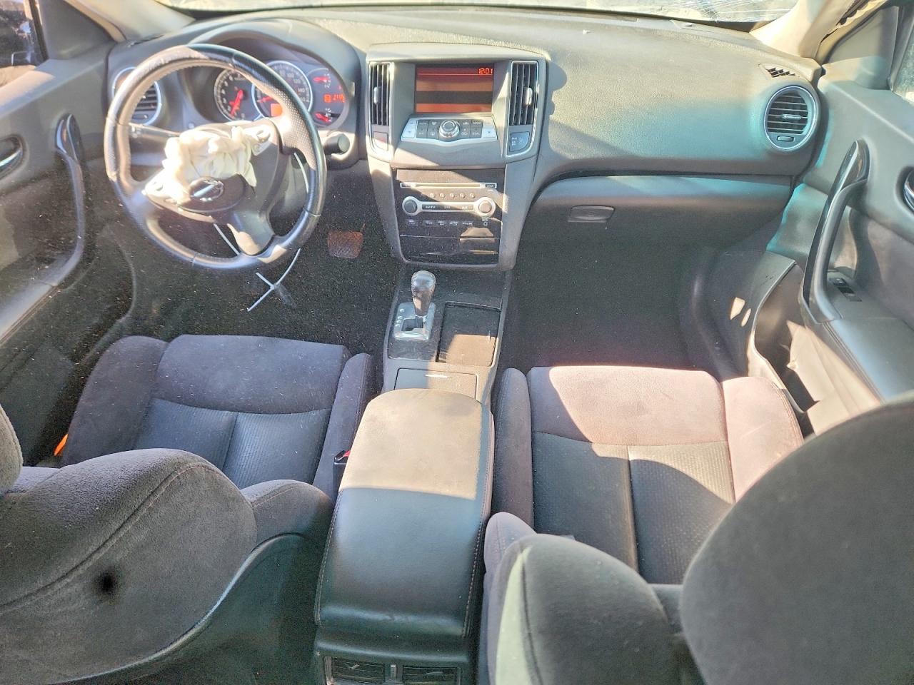 2011 NISSAN MAXIMA