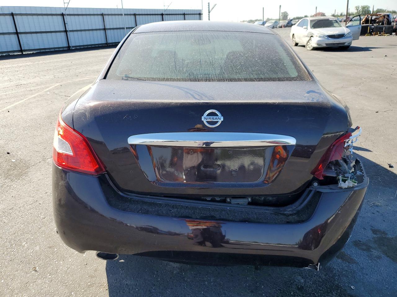 2011 NISSAN MAXIMA