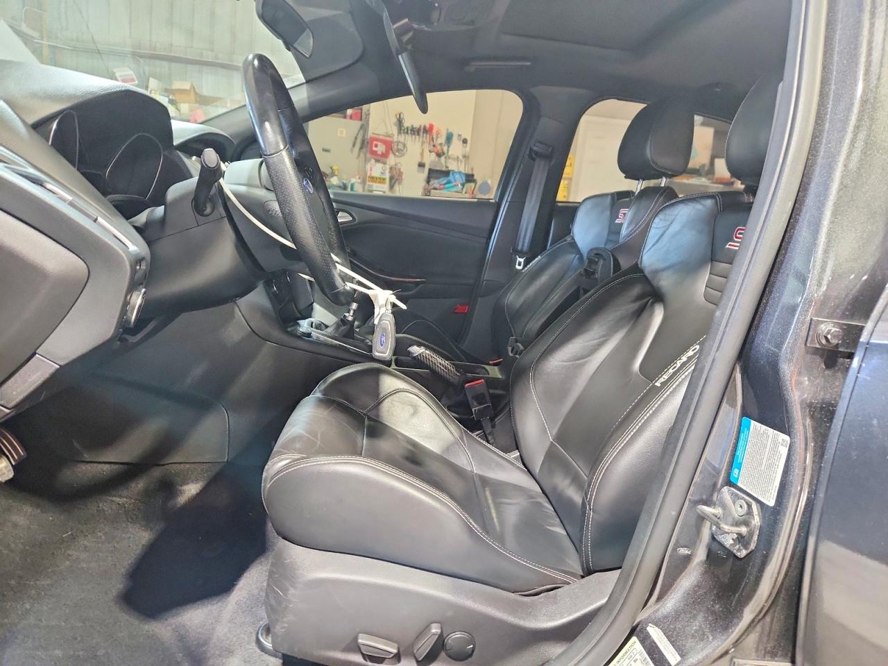 2017 FORD FOCUS