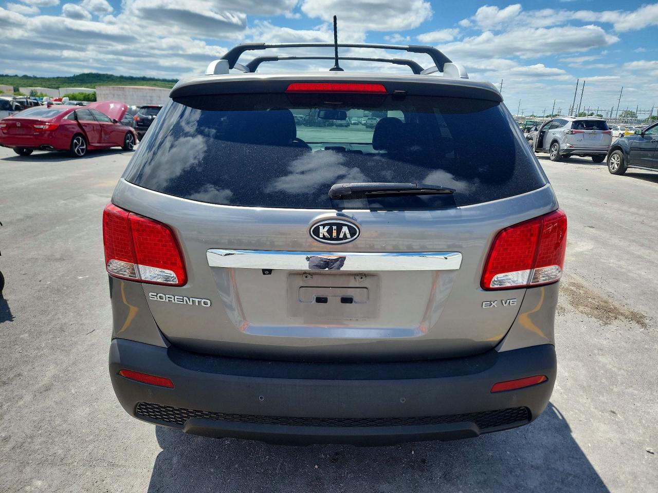 2013 KIA SORENTO