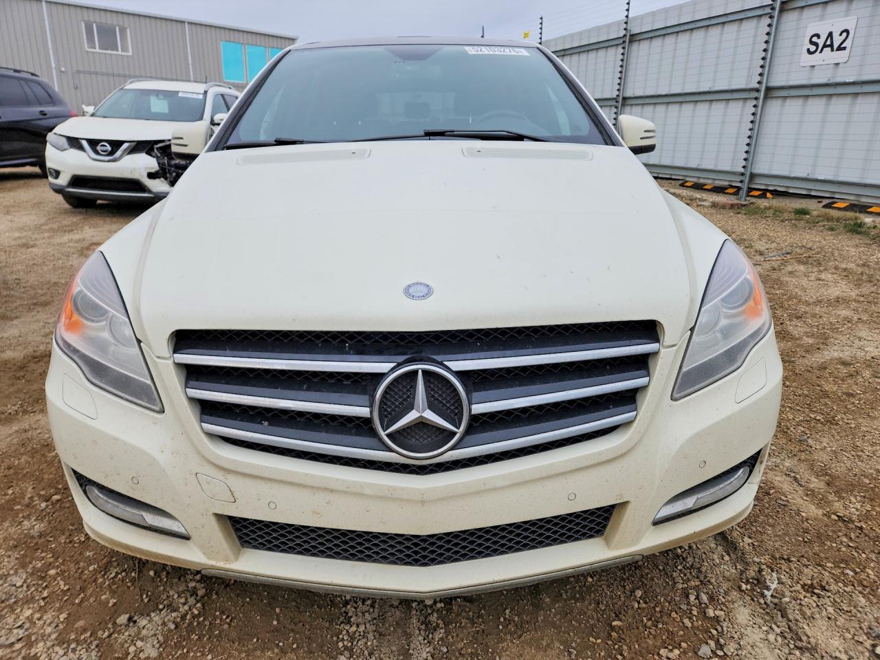 2012 MERCEDES-BENZ TRUCK R-CLASS