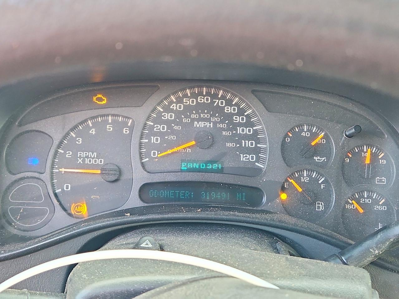 2004 CHEVROLET TAHOE