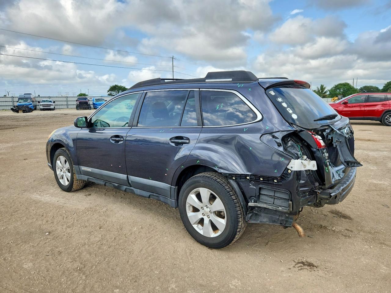 2010 SUBARU OUTBACK