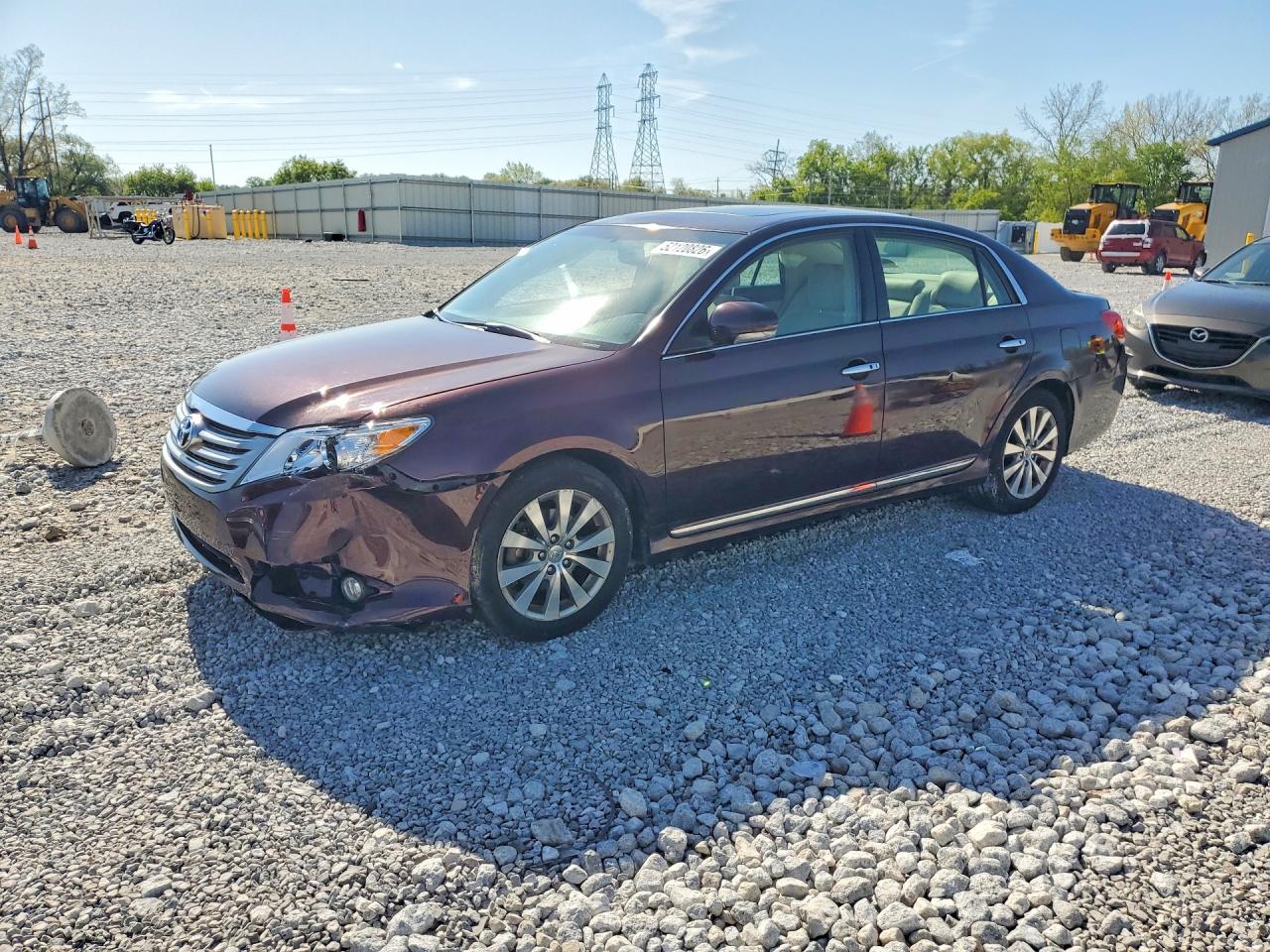 2011 TOYOTA AVALON