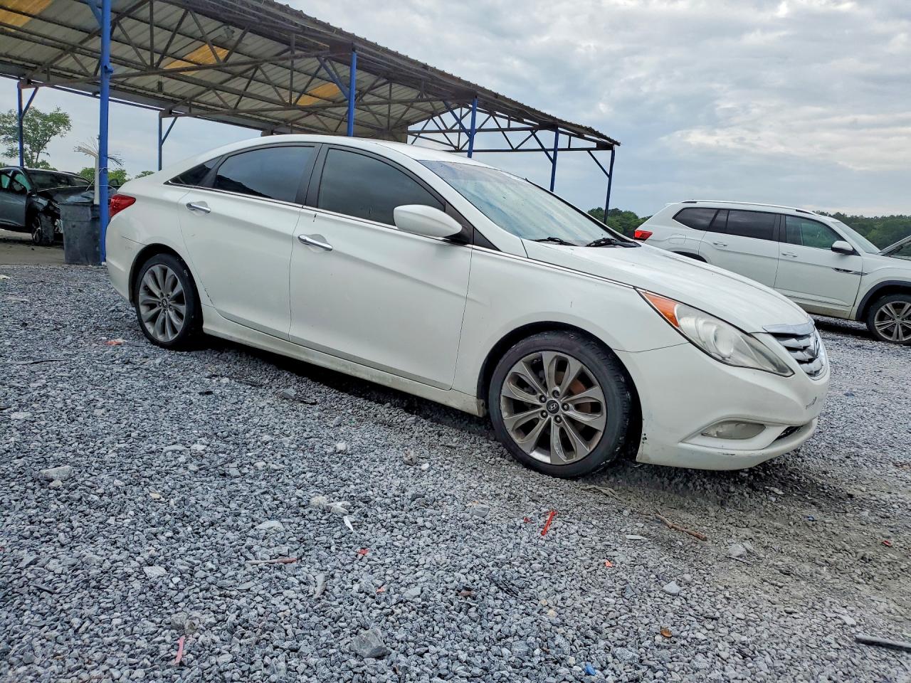 2011 HYUNDAI SONATA