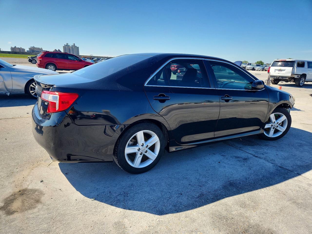 2012 TOYOTA CAMRY