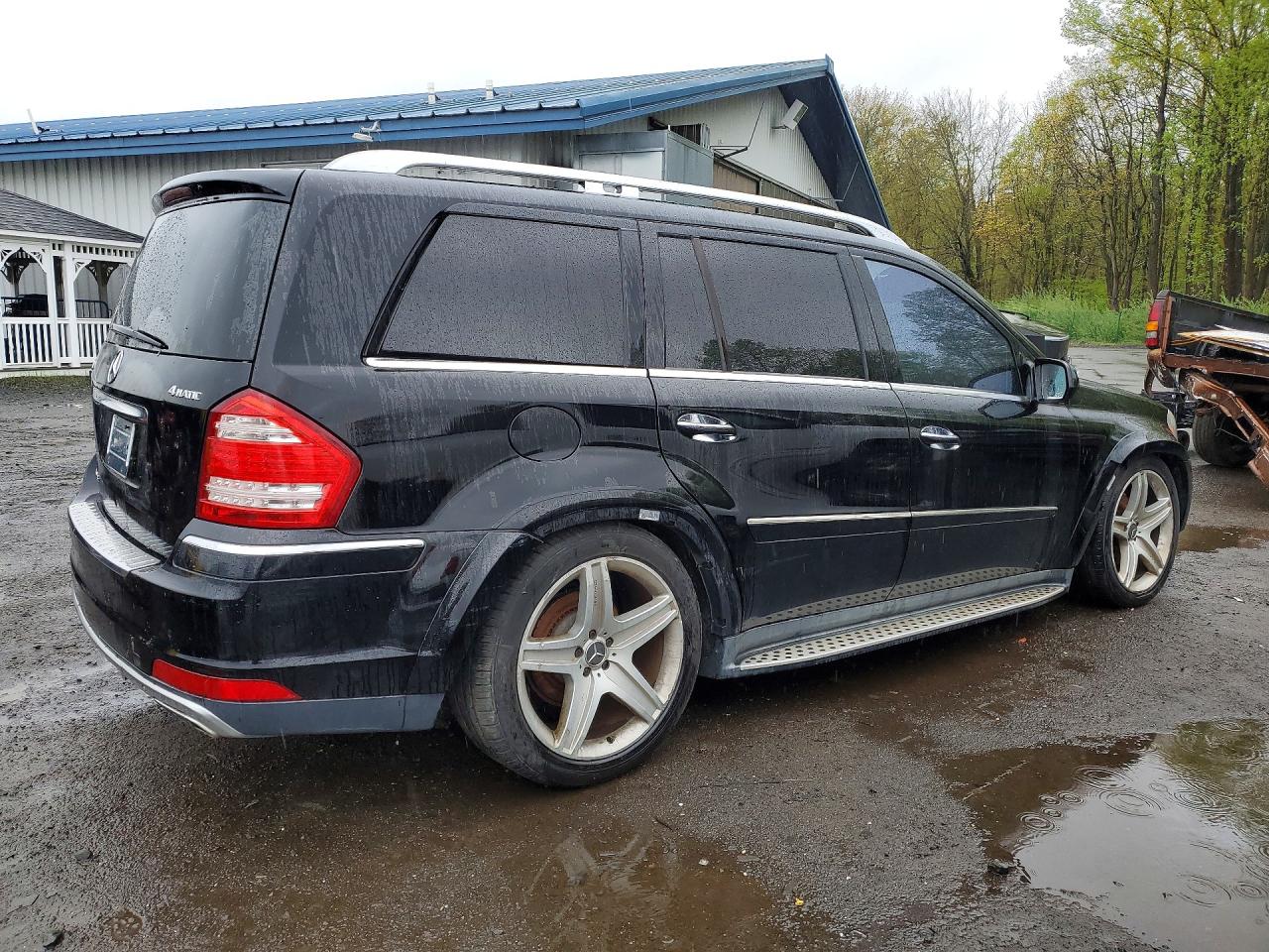 2010 MERCEDES-BENZ GL-CLASS