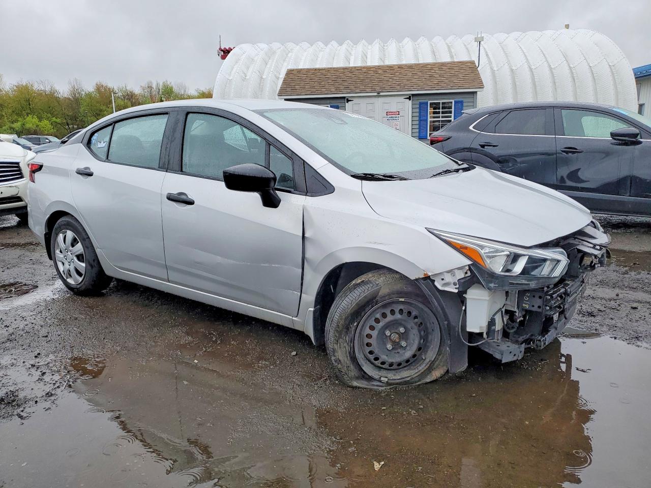 2021 NISSAN VERSA