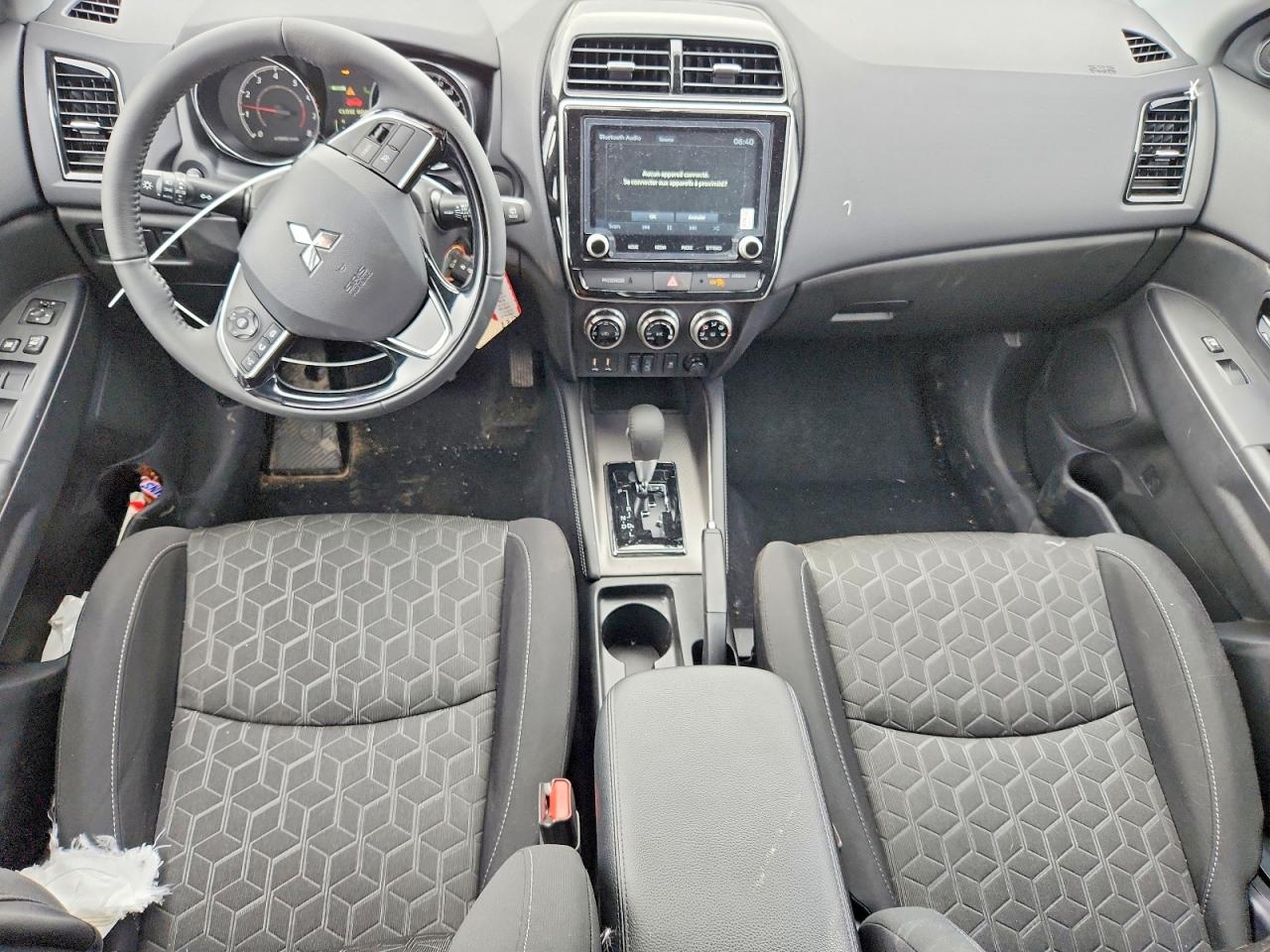 2026 MITSUBISHI OUTLANDER