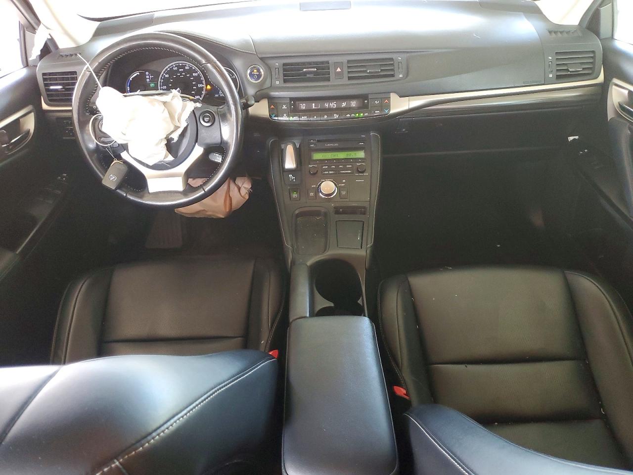 2015 LEXUS CT 200
