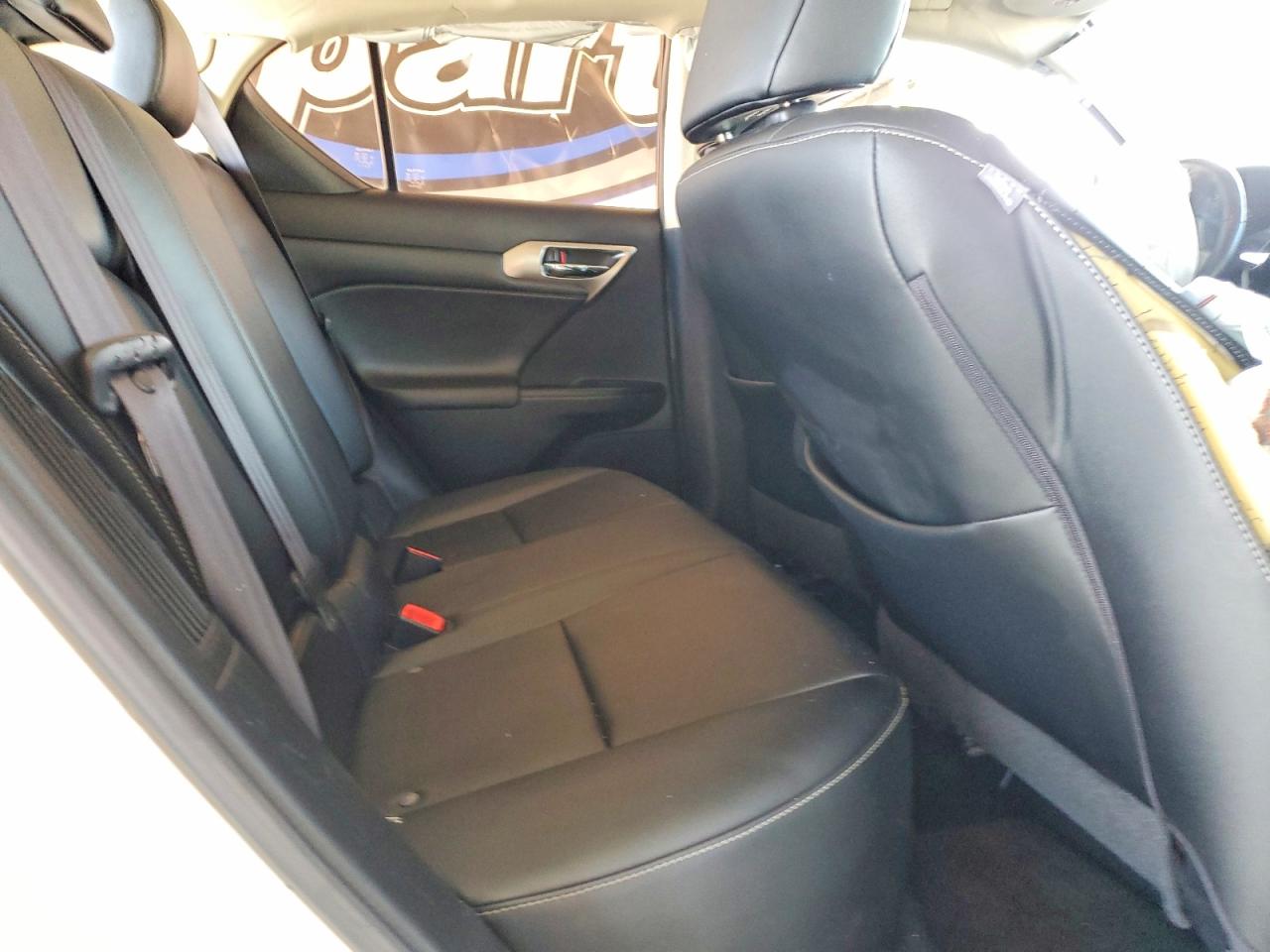 2015 LEXUS CT 200
