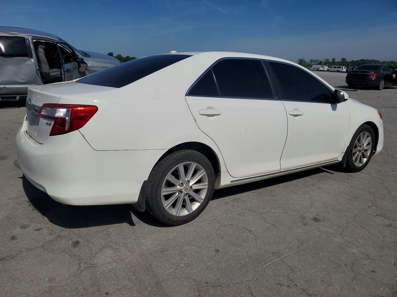 2012 TOYOTA CAMRY