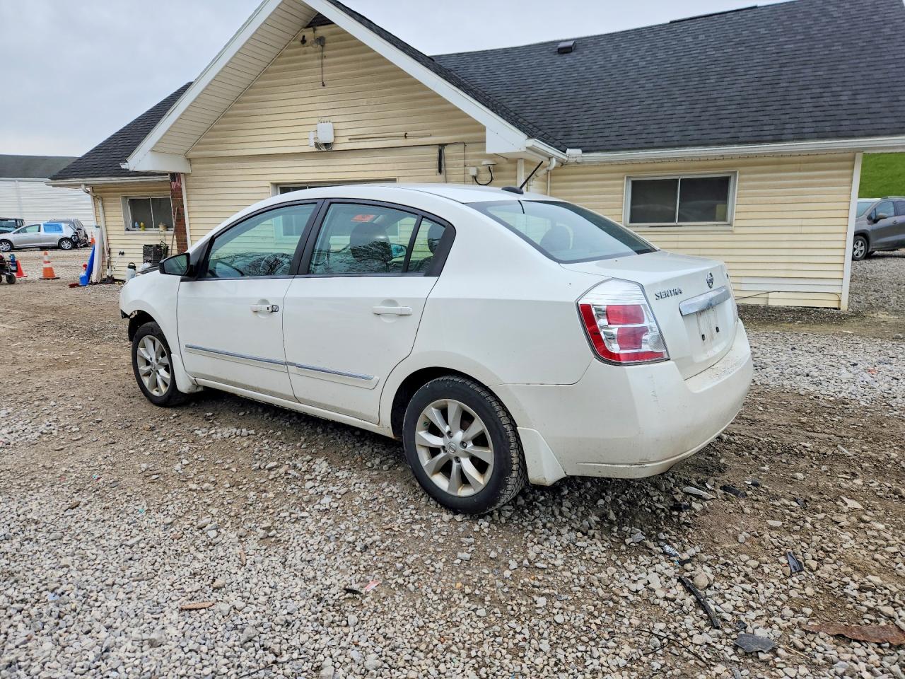 2010 NISSAN SENTRA