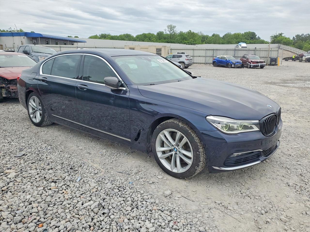 2016 BMW 7 SERIES