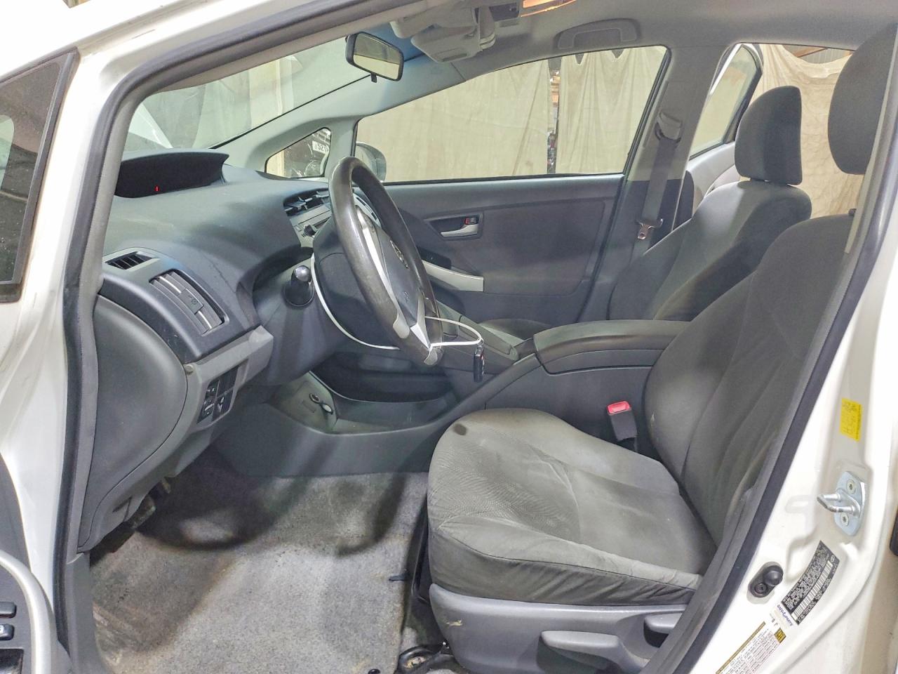 2011 TOYOTA PRIUS