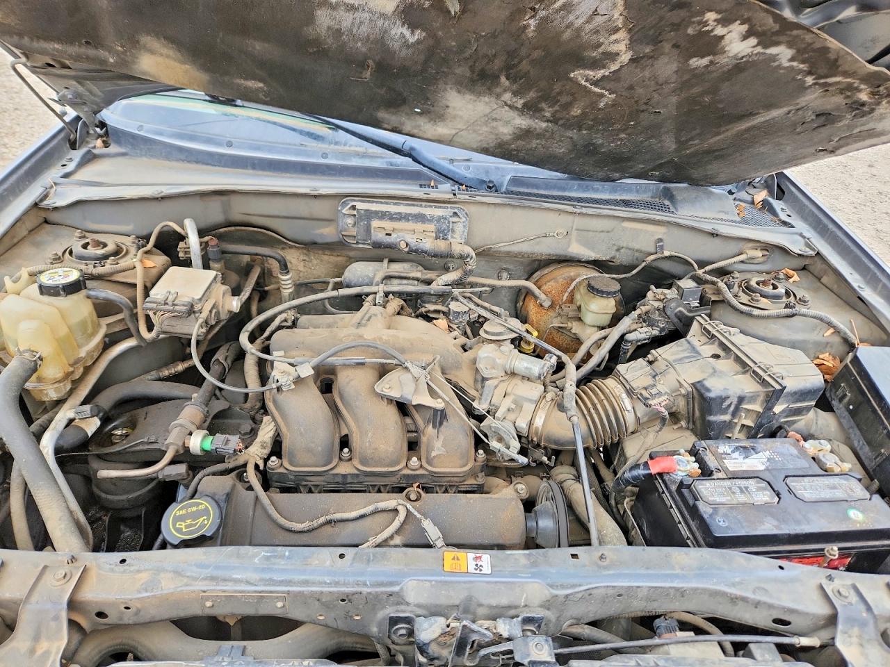 2003 FORD ESCAPE