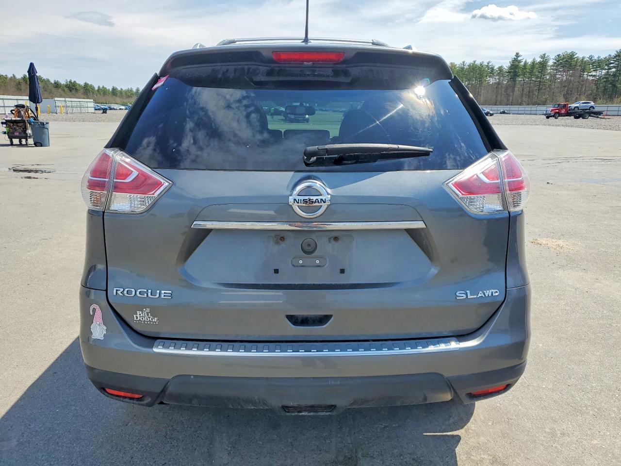 2016 NISSAN ROGUE