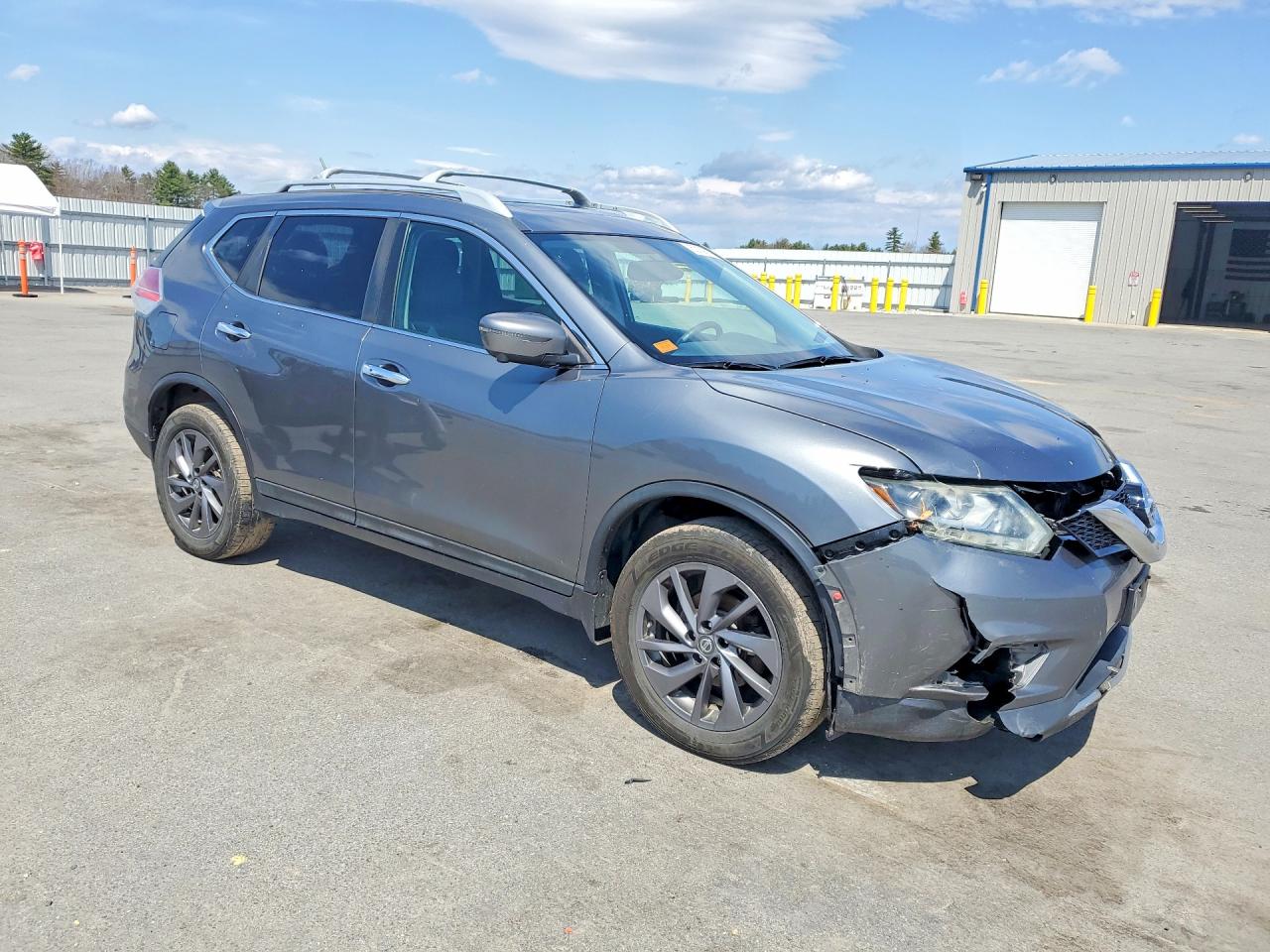 2016 NISSAN ROGUE