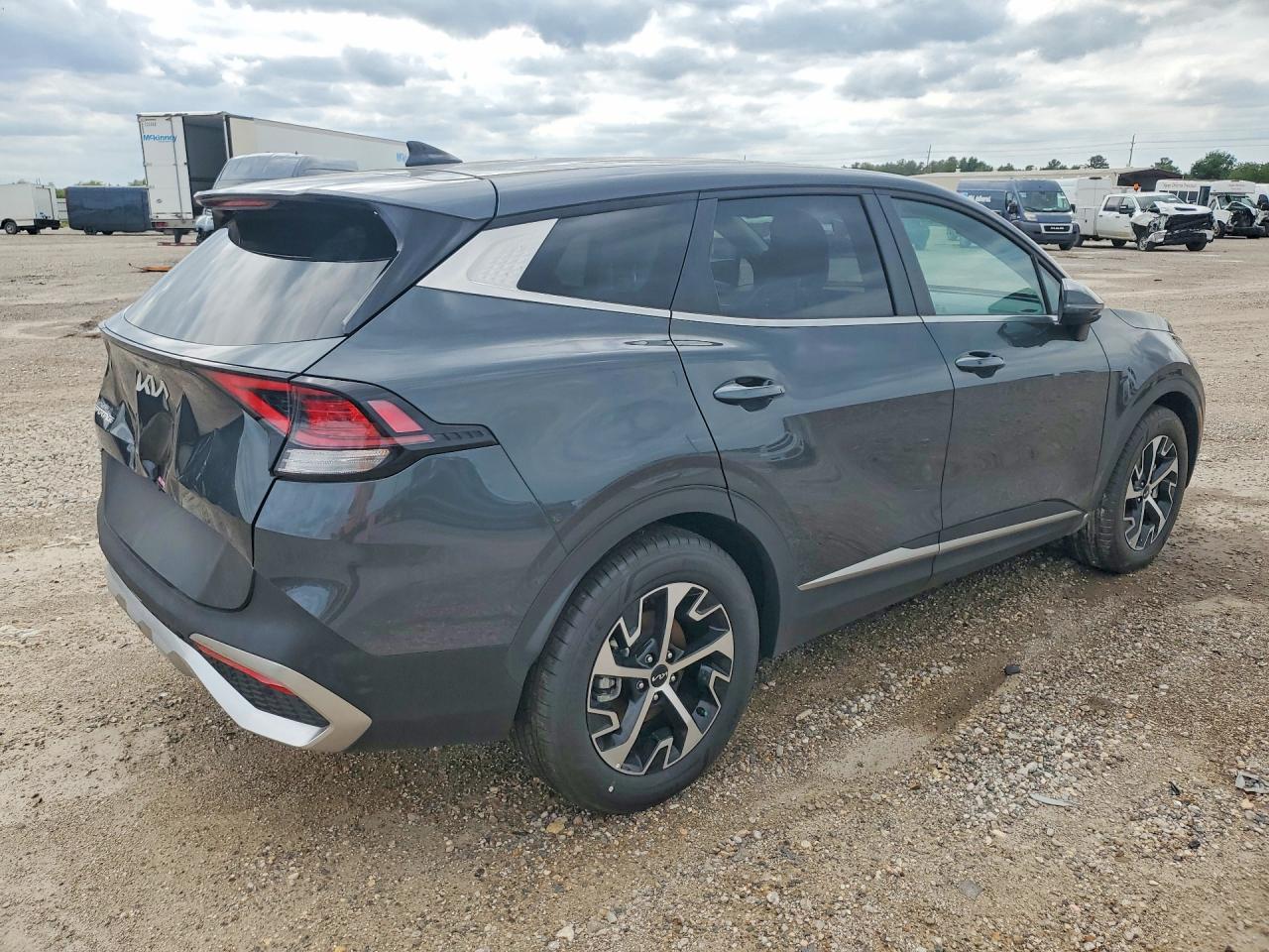 2025 KIA SPORTAGE