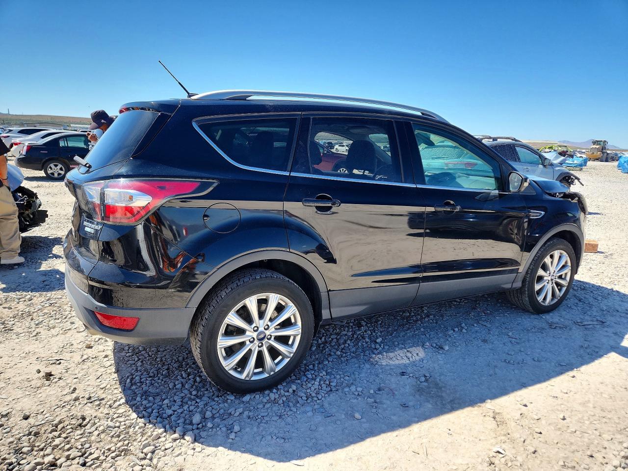 2017 FORD ESCAPE