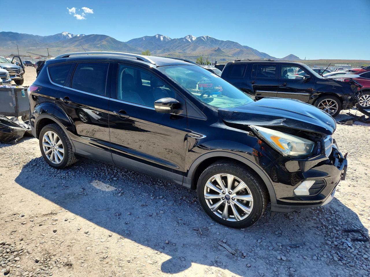 2017 FORD ESCAPE