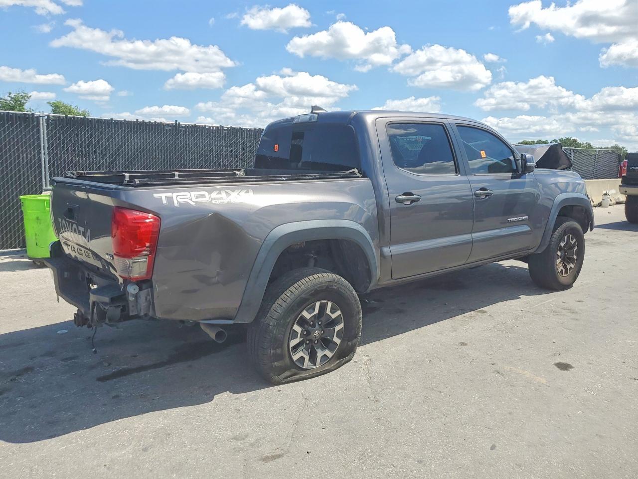 2017 TOYOTA TACOMA