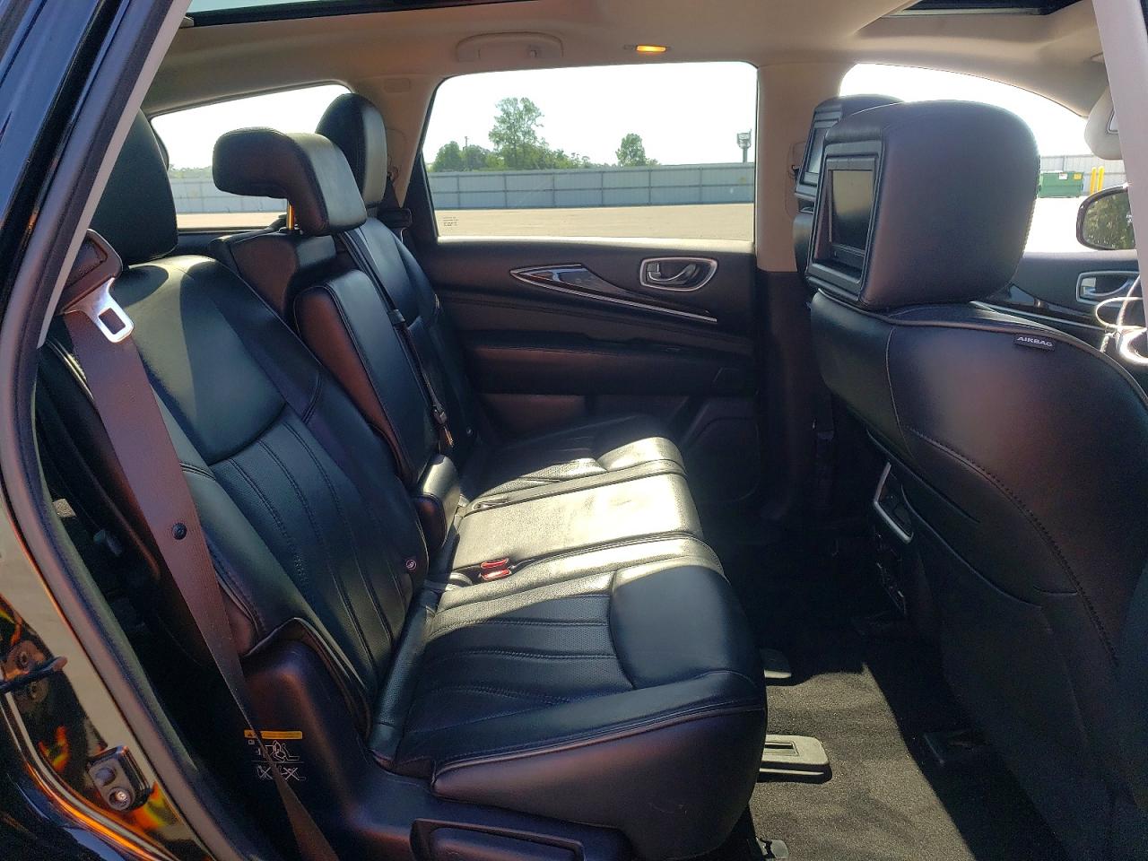 2015 INFINITI QX60 BASE