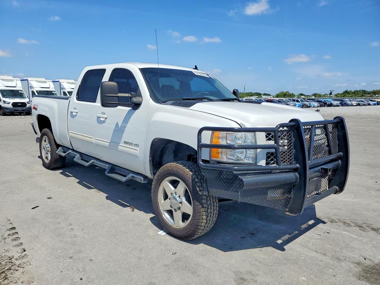 2014 CHEVROLET SILVERADO