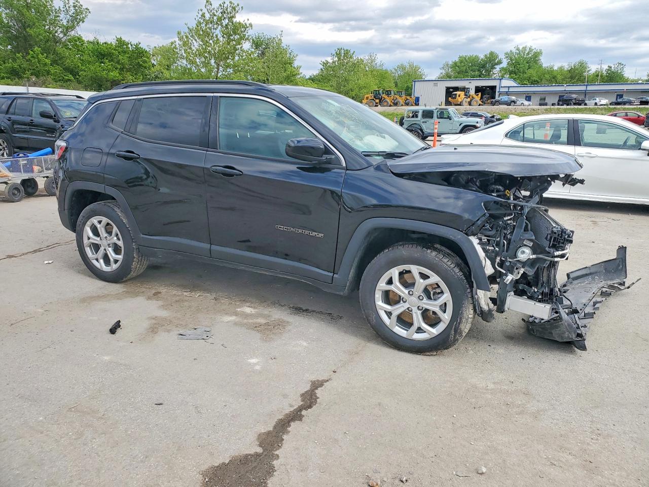 2024 JEEP COMPASS