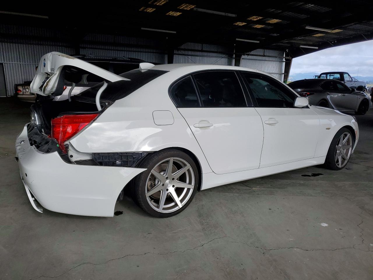 2010 BMW 5 SERIES