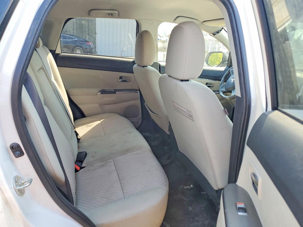2018 MITSUBISHI OUTLANDER