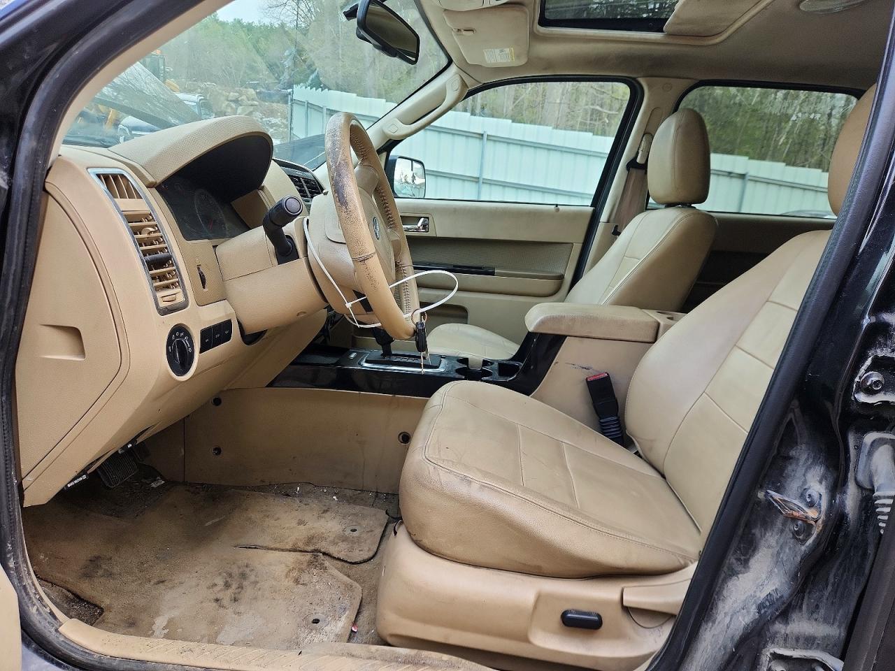 2011 FORD ESCAPE