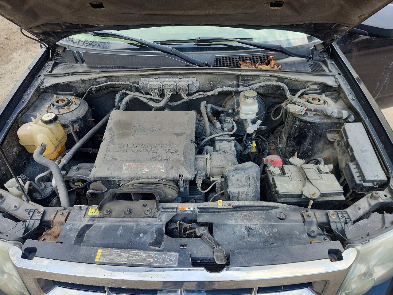 2011 FORD ESCAPE