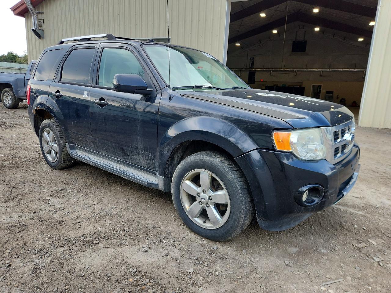 2011 FORD ESCAPE