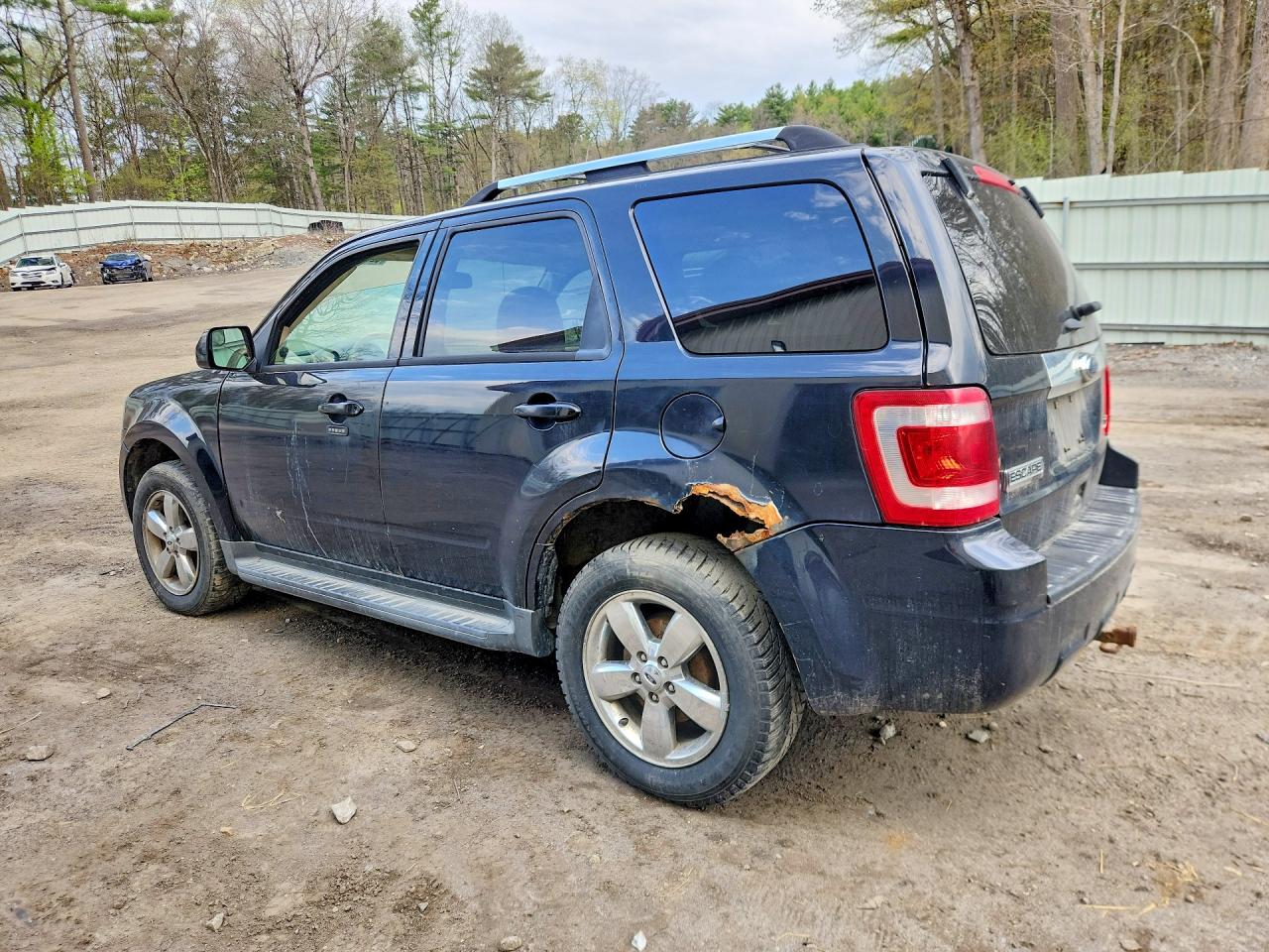 2011 FORD ESCAPE