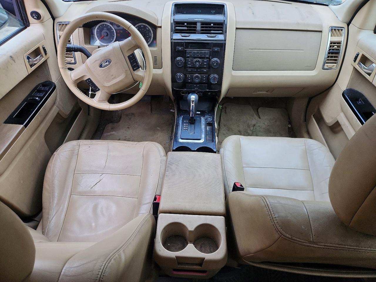 2011 FORD ESCAPE