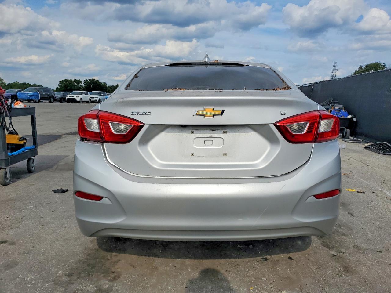 2019 CHEVROLET CRUZE