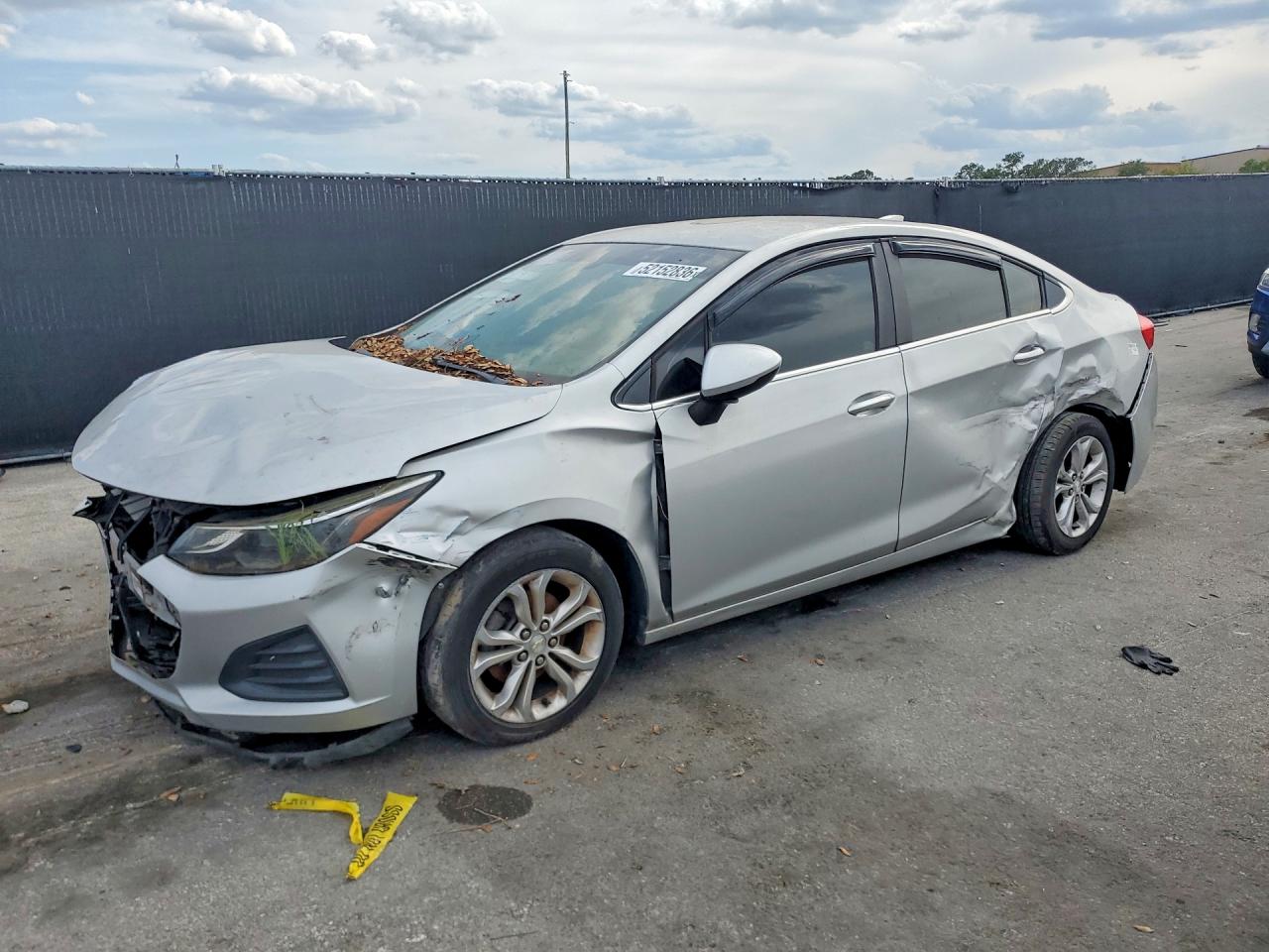 2019 CHEVROLET CRUZE