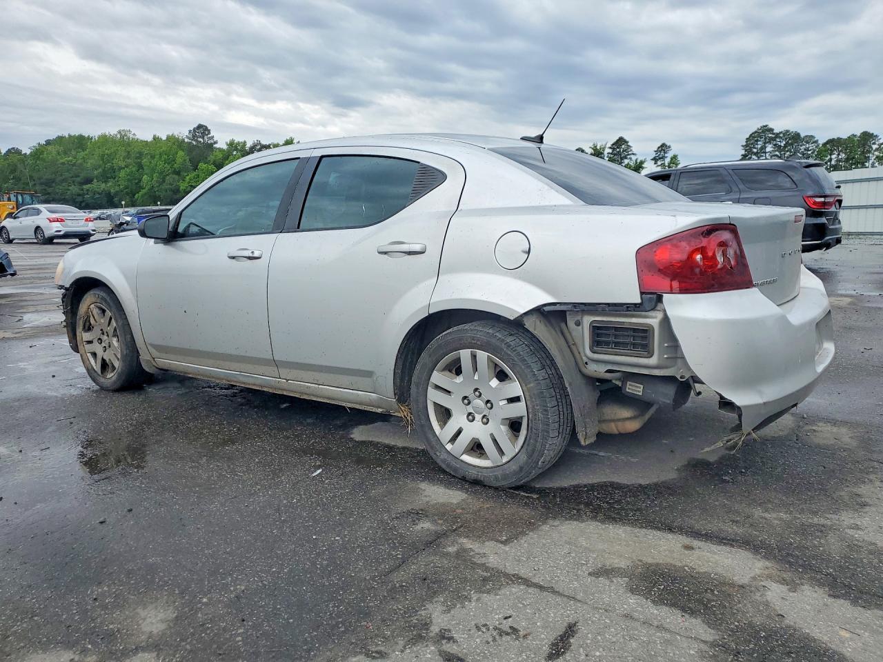 2012 DODGE AVENGER