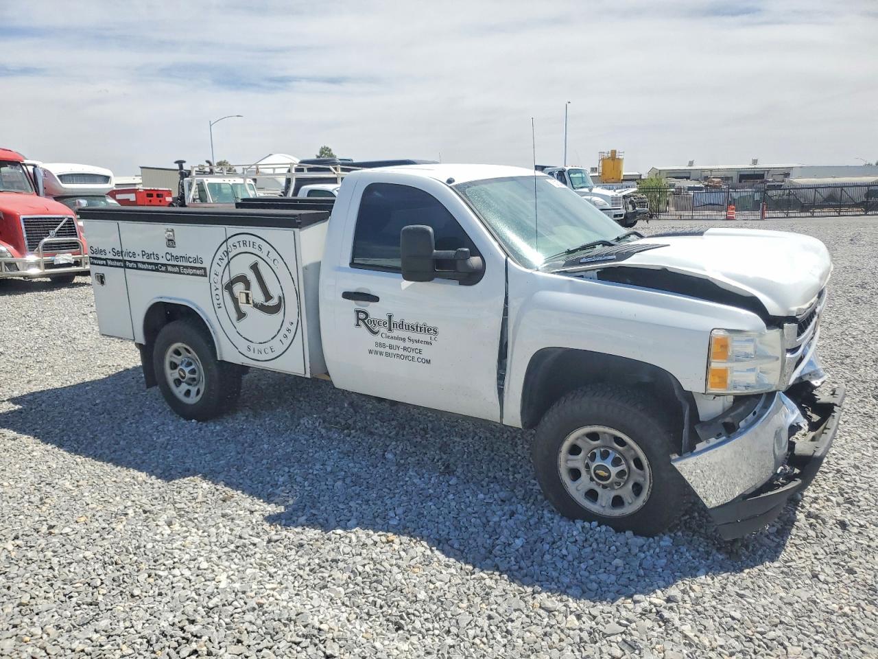 2013 CHEVROLET SILVERADO