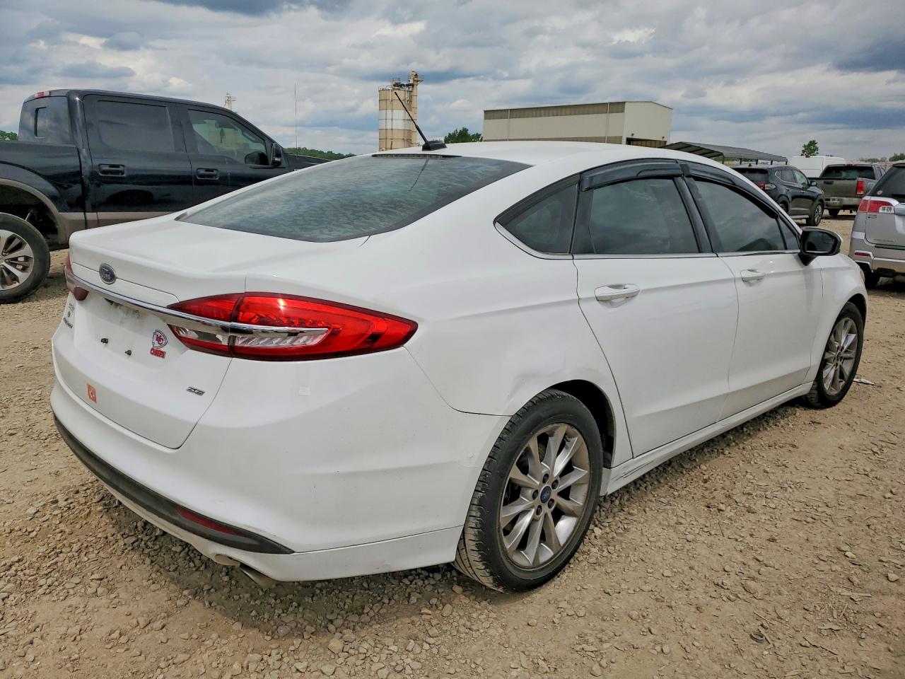 2017 FORD FUSION