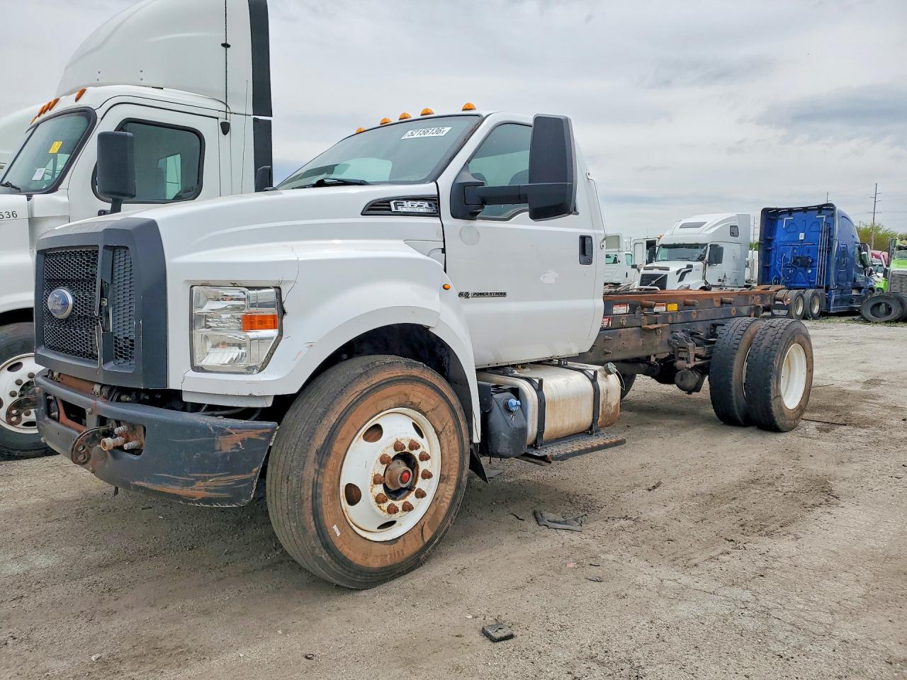 2017 FORD F650